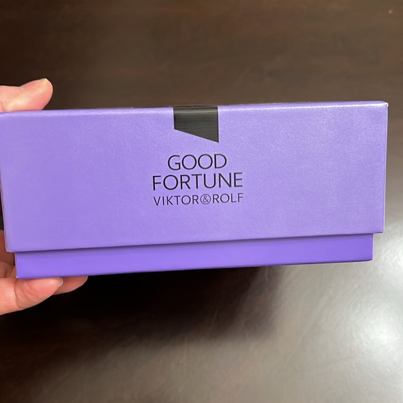 Good Fortune by Viktor & Rolf - the Queen of my Destiny - Picture 8 of 8